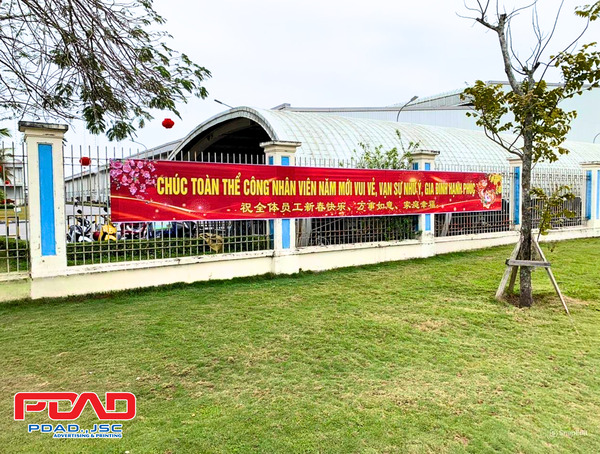 Treo băng rôn banner - Công Ty Cổ Phần PDAD – Quảng Cáo Phương Đông